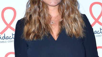 GALA VIDEO – Karine Ferri, très en beauté en bikini, savoure ses vacances à bord d'un yacht