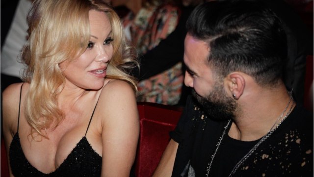 GALA VIDEO - Pamela Anderson et Adil Rami : coup de théâtre, l’actrice poste un message intrigant