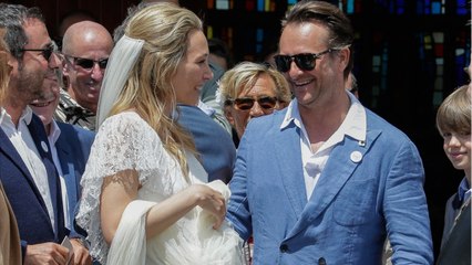 GALA VIDEO - Mariage de Laura Smet : son ex Frédéric Beigbeder partage son émotion