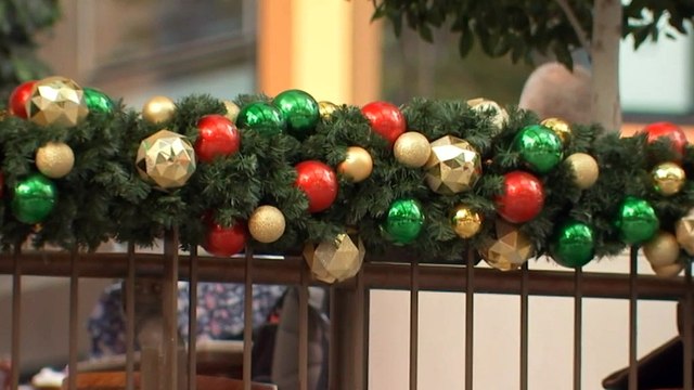 Warnings some Queenslanders will miss Christmas as COVID infections rise