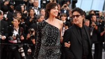 GALA VIDEO - Charlotte Gainsbourg : pourquoi sa vie à New York loin d'Yvan Attal est compliquée