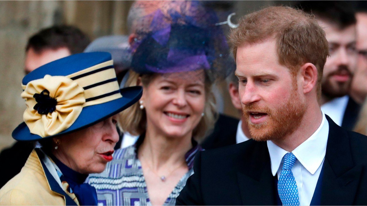 GALA VIDEO - Depuis son mariage avec Meghan, le prince Harry a changé de vie… et perdu beaucoup d’amis