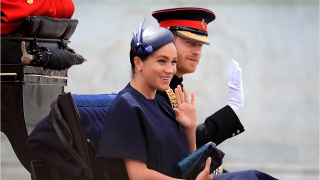 GALA VIDEO - Meghan Markle : Ce que sa tenue à Trooping the Colour dit de son humeur du moment…