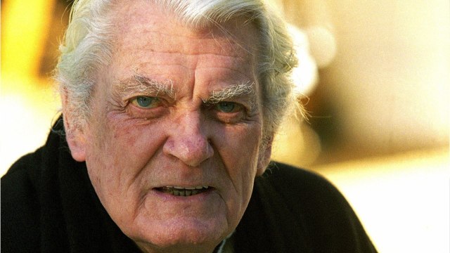 GALA VIDÉO - A Marnes-la-Coquette, il n’y a pas que la villa de Johnny Hallyday à vendre