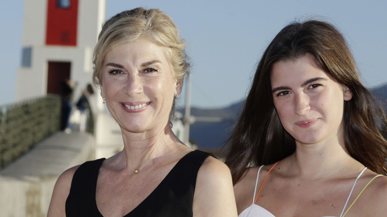GALA VIDEO - Michèle Laroque a 59 ans : cette « relation merveilleuse " qu’elle entretient avec sa fille Oriane
