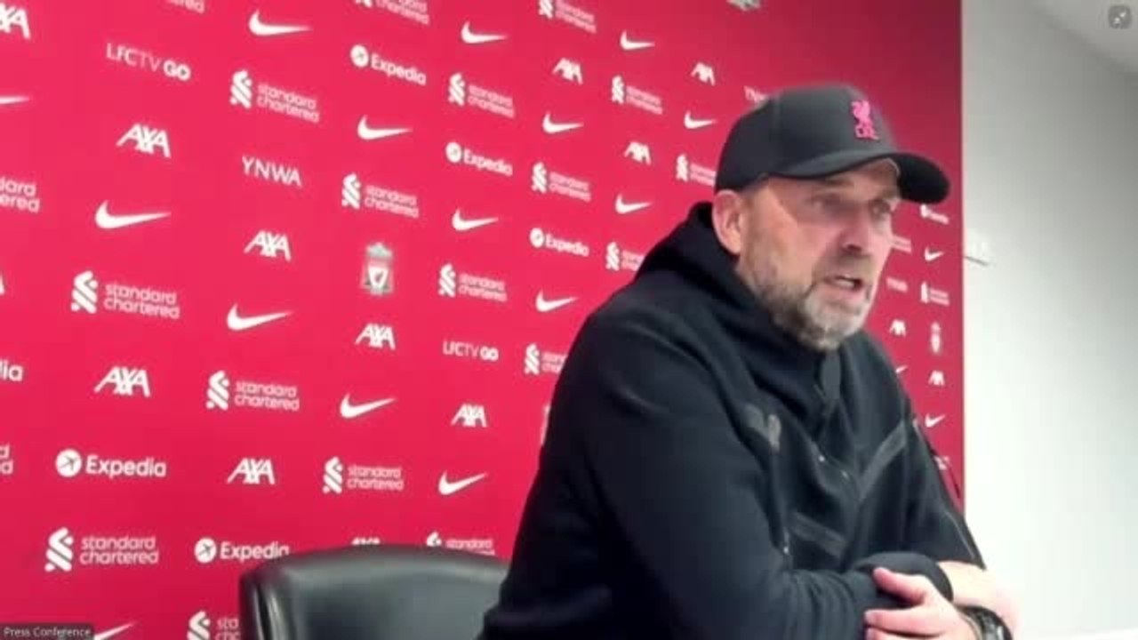17e j. - Klopp : "Nous nous sommes réveillés ce matin avec trois cas positifs"