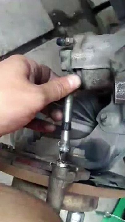 pake ini mengatasi pin caliper rem macet jadi lancar lagi