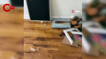 Hortumda yıkılan evinde piyano çaldı