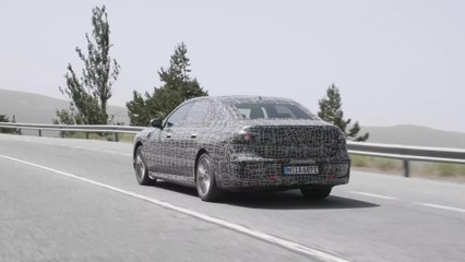 The all-new BMW 7 Series Prototype - Hot Climate Testing