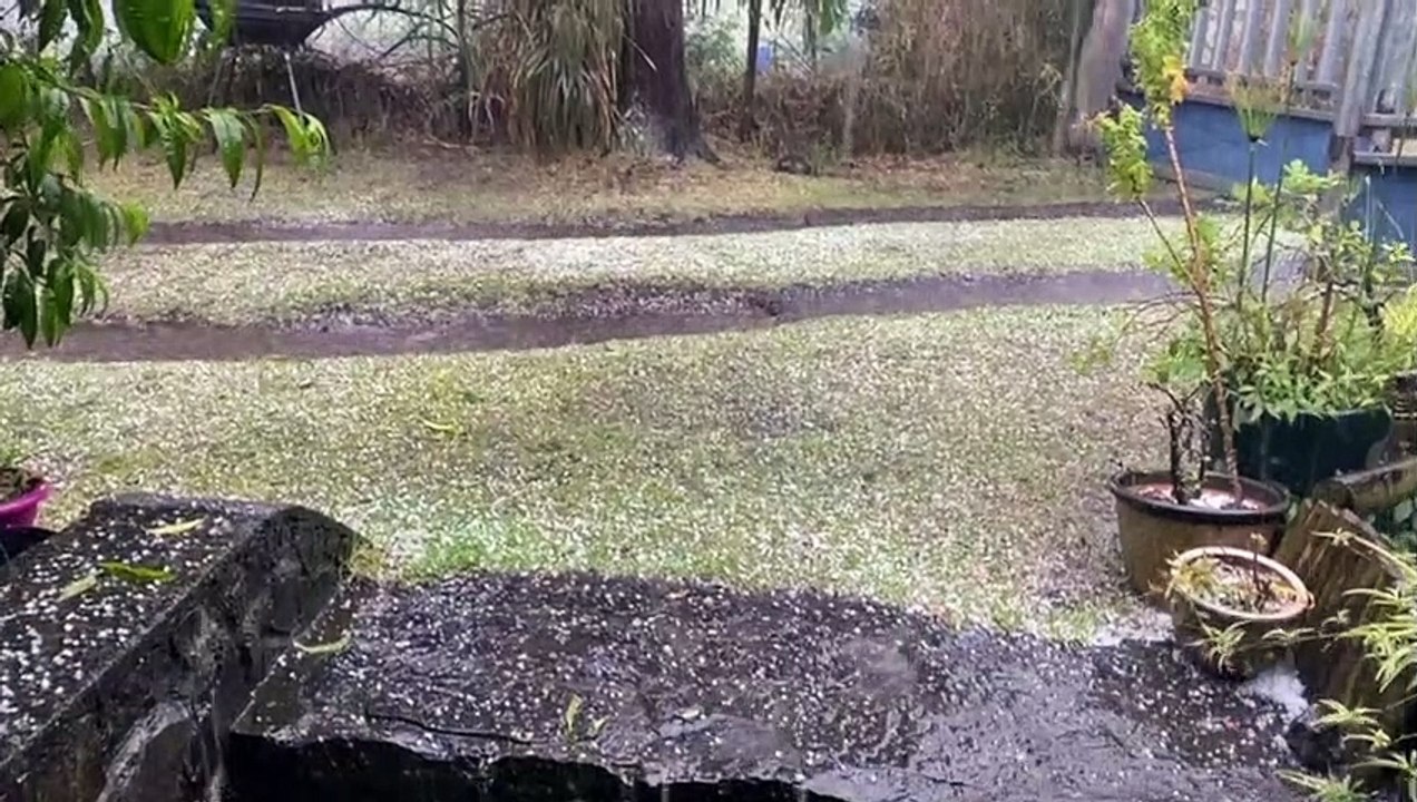 D'impressionnantes précipitations de grêle à la Plaine des Cafres
