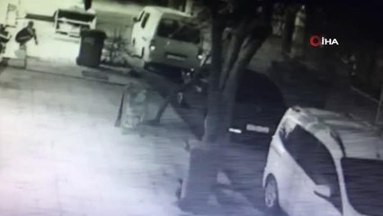 Kızgın fırından pişen tavuğu çaldılar... O anlar kamerada