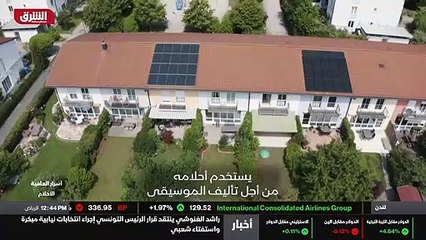 ...احلامه من اجل تأليف الموسيقى ....