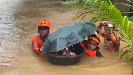 Les Philippines frappées par le typhon Rai