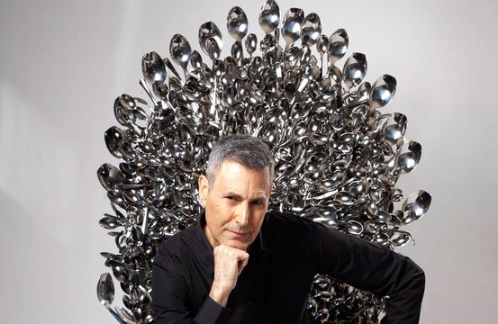 Psychic Uri Geller claims Aliens are preparing to make contact with the human race