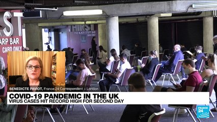 'Panic' in Britain as Omicron crisis bites ahead of Christmas