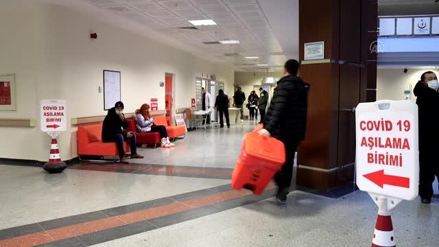 KIRKLARELİ - Trakya'da aşı merkezlerinde hatırlatma dozu yoğunluğu devam ediyor