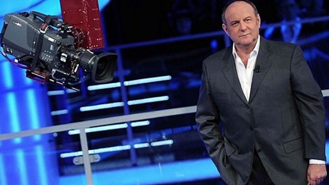 “Non doveva andare così”. Brutto colpo per Gerry Scotti, la delusione dopo Caduta libera