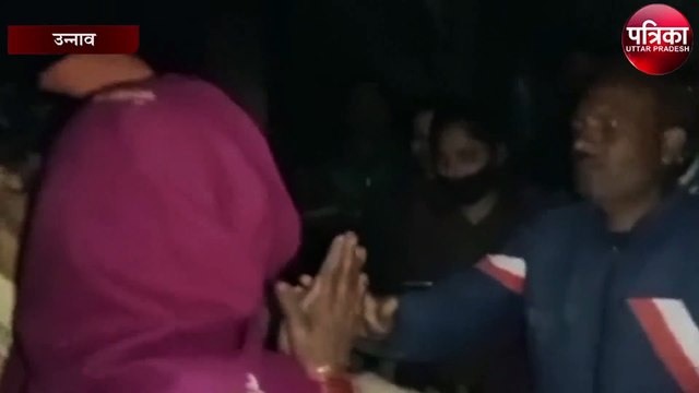 नाव पलटने से युवक तलाब में गिरा, गोताखोरों ने मृत अवस्था से बाहर निकाला