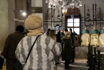 Mevlana Müzesi Şeb-i Arus töreni öncesi yerli ve yabancı ziyaretçilerle doldu