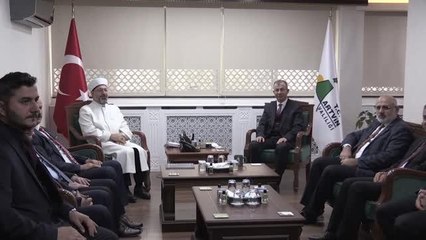 Diyanet İşleri Başkanı Erbaş: "Camilerimiz kampüslerin süsüdür"