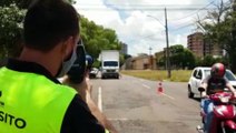 Radares móveis em ação: Transitar realiza operação na Rua  Presidente Kennedy