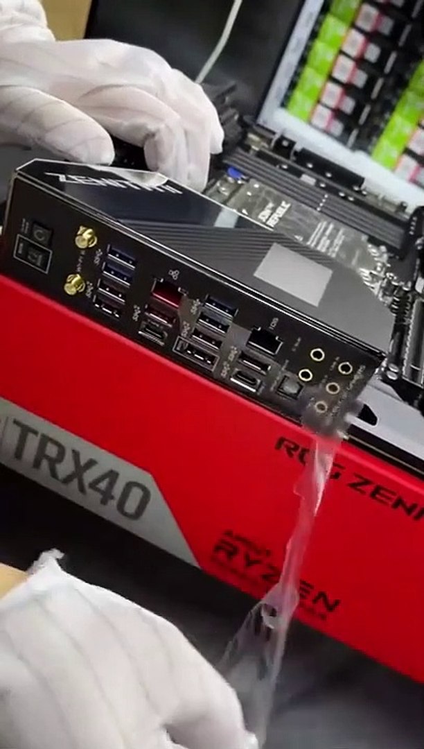⁣Building Gaming pc AMD Threadripper #1