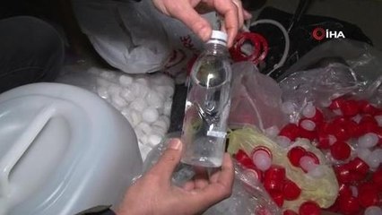 Son dakika... İstanbul'da 22 kişinin ölümüne sebep olan sahte alkol deposuna baskın kamerada