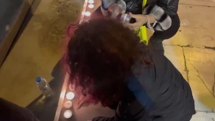 Kadın cinayetlerine dikkat çekmek amacıyla gösteri düzenlendi