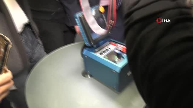 UAEA, İran'ın Kerec Nükleer Tesisi'nde kullanılacak kameraları tanıttı