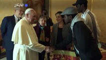 البابا فرنسيس يستقبل مهاجرين من إفريقيا والشرق الأوسط