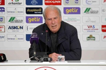 Mustafa Denizli: "Sonuçlar ne olursa olsun takıma güvenim tam"