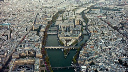 NOTRE-DAME BRÛLE Film