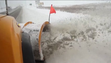 Dakotas add winter weather safety feature to snowplows