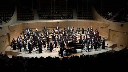 Grammy ödüllü piyanist Michel Camilo başkentlilerle buluştu