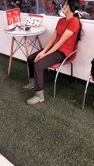 Mẹ là nhân viên vệ sinh bất lực chiều con 2k3 mua xe Sonic: Nếu không con sẽ bỏ làm