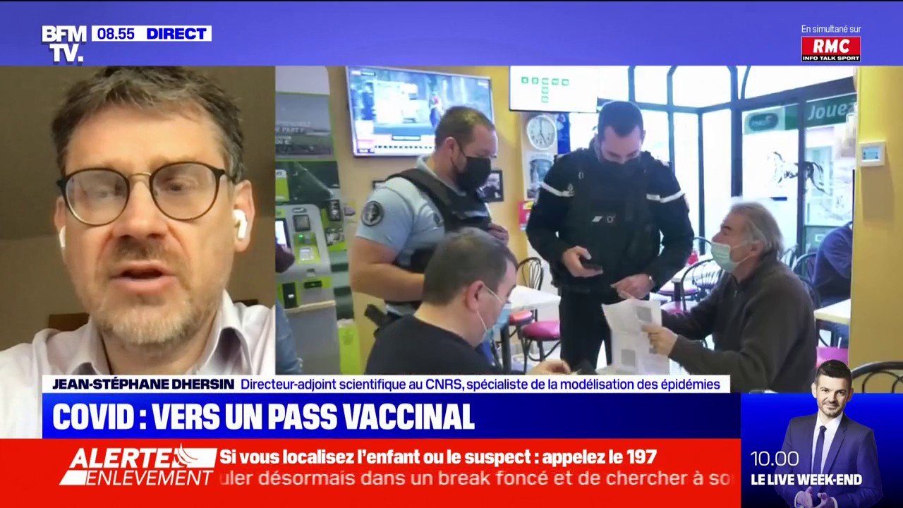 Variant Omicron: en région parisienne, on voit depuis quelques jours des signaux faibles qui laissent penser qu'on décolle", selon le directeur adjoint au CNRS