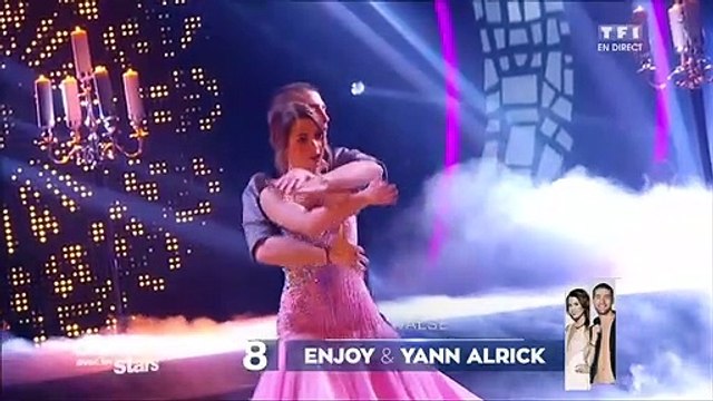Danse avec les stars Saison 6 - EnjoyPhoenix valse sur la reprise du Hallelujah de Jeff Buckley par Alexandra Burke (EN)