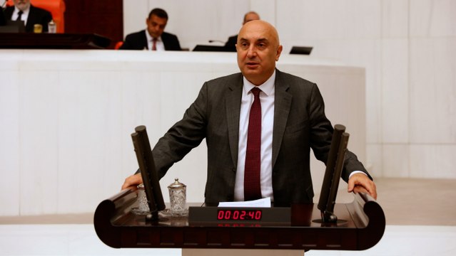 CHP'li Özkoç: Ethem Sancak nitelikli dolandırıcı