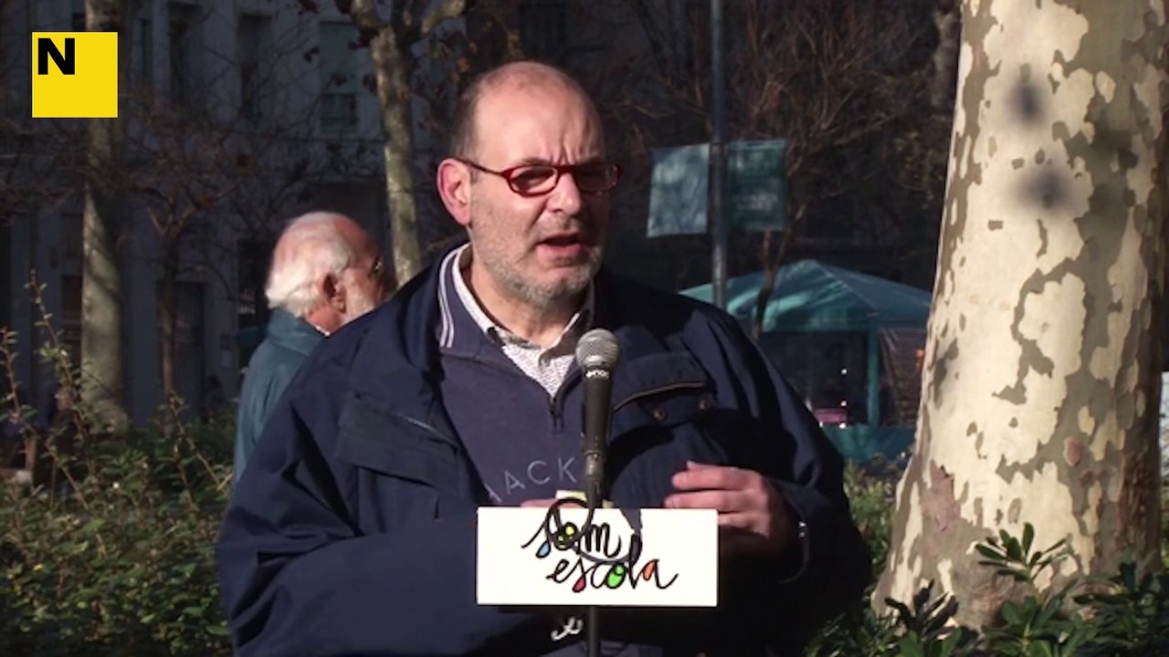 Declaracions del president de Plataforma per la Llengua, Òscar Escuder, i del president d'Òmnium, Jordi Cuixart, abans de participar a la protesta contra el 25% de castellà a les aules