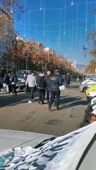 Coches clásicos en una protesta contra la zona de bajas emisiones