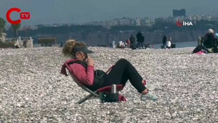 Türkiye kar beklerken Antalya’da yaz günlerini aratmayan görüntüler