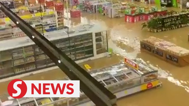 Floods: All Giant stores in Klang Valley to be temporarily closed until further notice