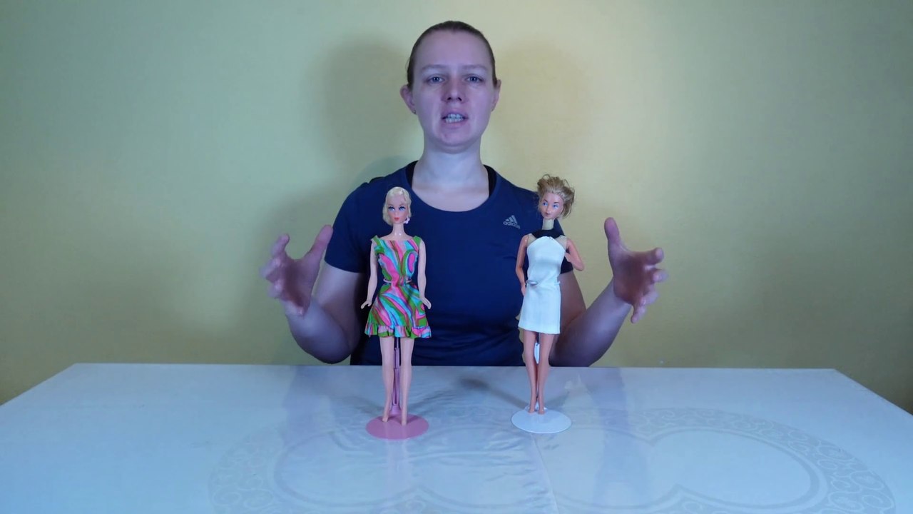 The barbie repair cafe: talking barbie vs. kissing barbie | who is easier to repair