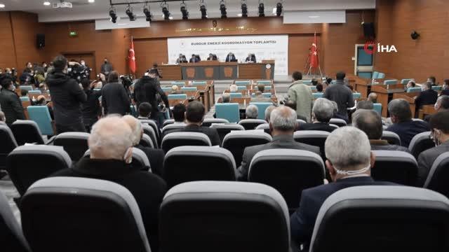 Enerji ve Tabii Kaynaklar Bakanı Dönmez Çiftçilerin yenilenebilir enerji kaynaklarını kullanması için eksiklikler tamamlandı