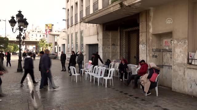 Tunus güvenlik güçleri anayasaya karşı darbeye son verilmesi eylemine müdahale etti