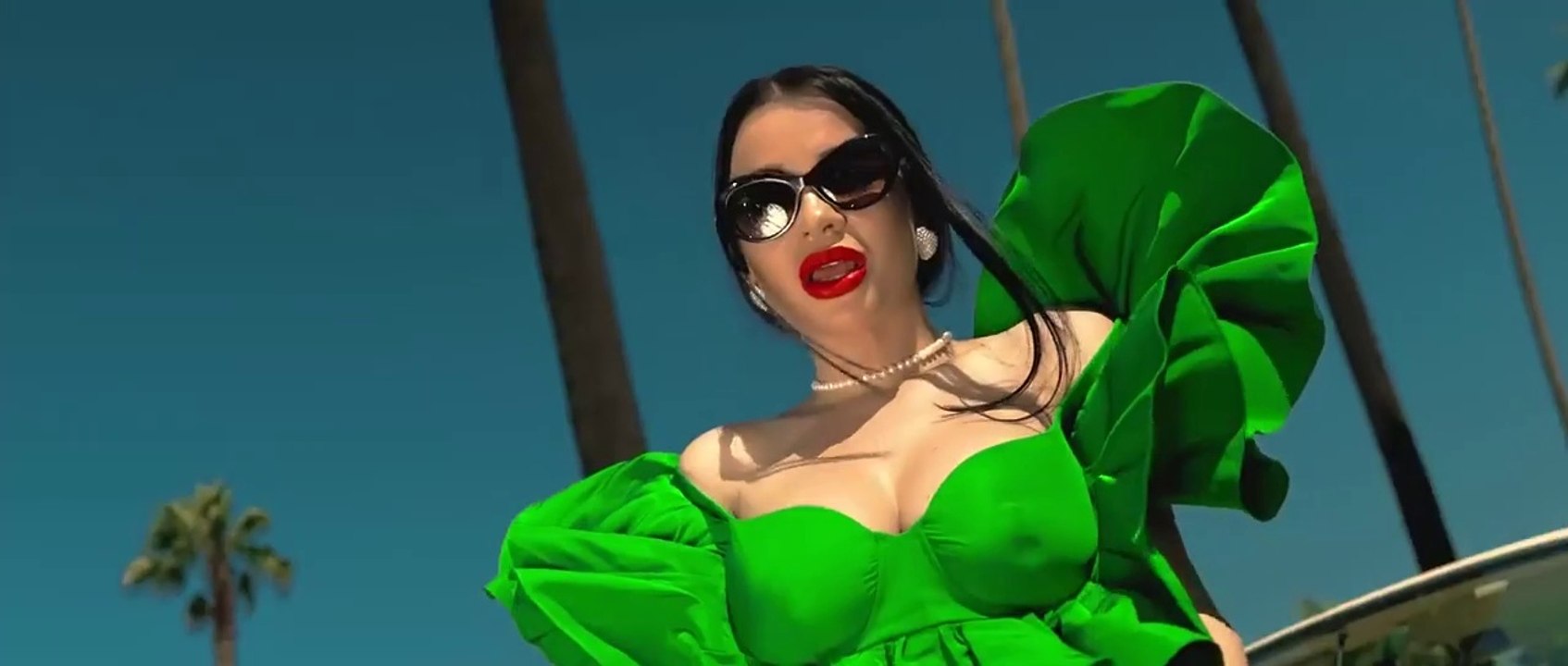 Vali Vijelie & Eva Pop - Karam (Official Video)