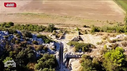 ...بل هو حارس سابق ل متنزه طبيعي ولا علاقة ...