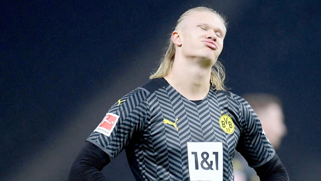 Hertha Berlin v Borussia Dortmund