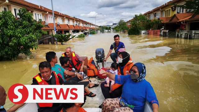 Floods: Affected households to get RM1,000 in aid, RM100mil set aside for infrastructure repairs