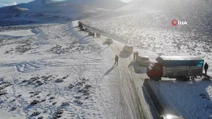 Erzurum'da buz tutan yollar çileye dönüştü